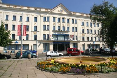 Beranek_Exterior 1.jpg