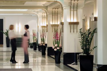 Hilton_Prague_Old_Tonw_Lobby_2.jpg