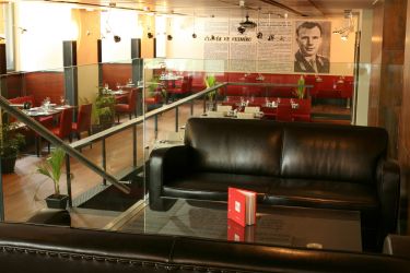 Park Inn_Restaurant 2.jpg